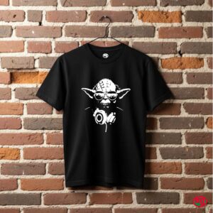 Remera Estampada Yoda