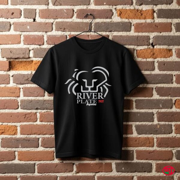 Remera River Leon